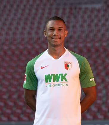 Felix Uduokhai FC Augsburg 1907 1 BL, portrait date 2019 2020,