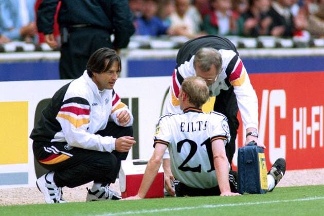 EILTS Dieter Team Germany injured with Dr MUELLER WOHLFARTH UEFA European Football Championships 1996 in England Final Final, CZECH Republic Germany at Wembley Stadium 30 June 1996 in London