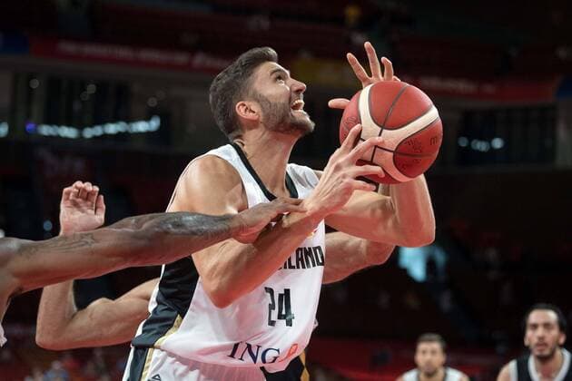 Basketball Shenzhen 05 09 2019 FIBA Basketball World Championships World Cup World Championship Germany GER Jordan JOR Maximilian Kleber Germany, No 24 TUCKER Dar Jordan, No 02