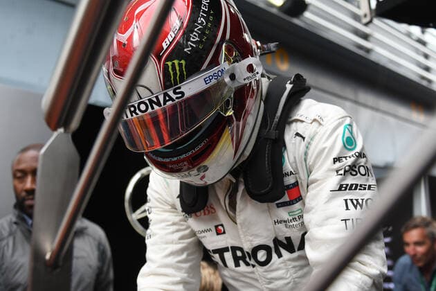 Lewis Hamilton 44, Mercedes AMG Petronas Motorsport Writes Autographs, Formula 1, Italian Grand Prix, 2 Free Practice, 06 09 2019 Formula 1, Italian Grand Prix, 2 Free Practice, 06 09 2019 Monza Copyright: xEIBNER Florian_Schustx ep_fsu