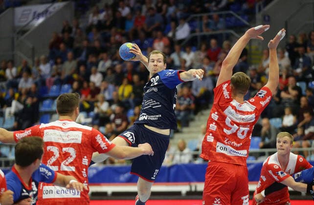 Bietigheim , Handball 2 Bundesliga SG BBM Bietigheim vs TuSEM Essen , from the left Dennis Szczesny Essen Jonas Link BBM Tim Zechel Essen