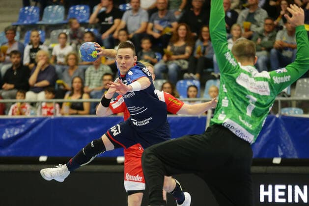 Bietigheim , Handball 2 Bundesliga SG BBM Bietigheim vs TuSEM Essen , from left Martin Marcec BBM Fredrik Genz Essen