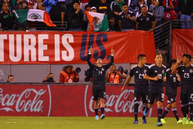 EAST RUTHERFORD, NJ - SEPTEMBER 06: Mexico forward Javier Hernandez (14) looks toward the sky after scoring during the first half of the International Friendly, Länderspiel, Nationalmannschaft soccer game between the the United States and Mexico on September 6, 2019 at LetLife Stadium in East Rutherford, NJ. (Photo by Rich Graessle Icon Sportswire) SOCCER: SEP 06 USA v Mexico Icon1909062387