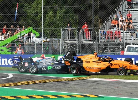 Niko Kari 19 , Giorgio Carrara 15 and Sebastian Fernandez 25 crash at the start, FIA Formula 3, 1 race, Formula 1, Italian Grand Prix, 07 09 2019 Formula 1, Italian Grand Prix, 07 09 2019 Monza Copyright: xEIBNER Florian_Schustx ep_fsu