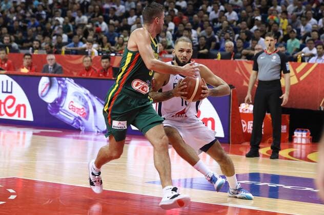 Evan Fournier (France) BASKET BALL : France vs Lituanie - Championnats du monde - FIBA - Nanjing - 07 09 2019 SebastienMeunier Panoramic 