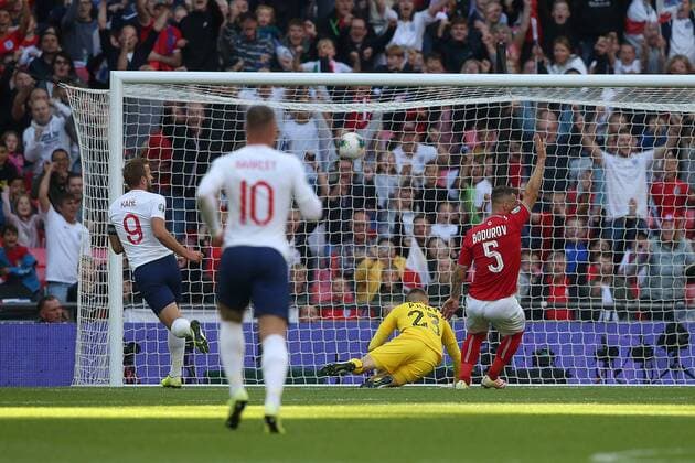England v Bulgaria UEFA EURO, EM, Europameisterschaft,Fussball 2020 Qualifiers Harry Kane of England puts the ball in the net but the goal is disallowed during the UEFA Euro 2020 Qualifiers match at Wembley Stadium, London Content Not Available For UK Newspapers Copyright: xPaulxChestertonx FIL-13623-0048