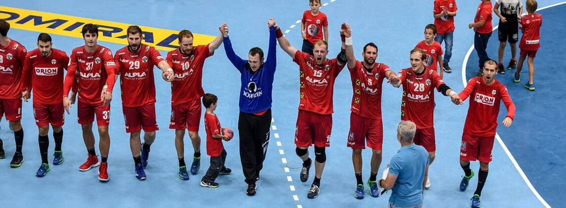 HANDBALL - EHF Cup, Hard vs Bozen HARD,AUSTRIA,07.SEP.19 - HANDBALL - EHF Cup, qualification, HC Hard vs SSV Bozen. Image shows the rejoicing of the team of Hard. GEPAxpictures xOliverxLerch