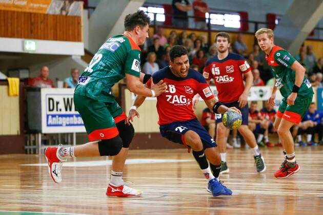 08 09 2019, xtgx, Handball 3 League, SC Magdeburg II TUS VinnhorstI emspor, v l Justin Kurch Magdeburg , Matheus Costa Dias Vinnhorst Duel, Battle, tackle Magdeburg