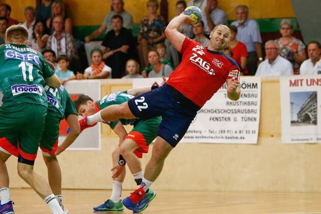 08 09 2019, xtgx, Handball 3 League, SC Magdeburg II TUS VinnhorstI emspor, v l Milan Mazic Vinnhorst scores goal, goal scorer, scored goal, scores the goal Magdeburg