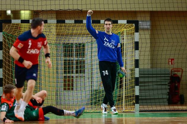 08 09 2019, xtgx, Handball 3 League, SC Magdeburg II TUS VinnhorstI emspor, v l Colin Raebiger Vinnhorst Jubelt über halten Ball, abgefengelt, gehalten, Torhüter Magdeburg