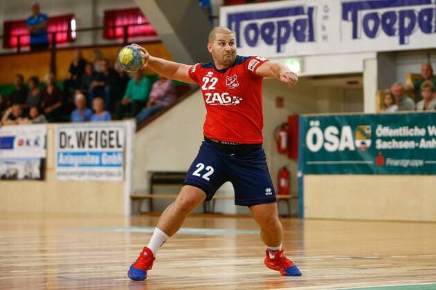 08 09 2019, xtgx, Handball 3 League, SC Magdeburg II TUS VinnhorstI emspor, v l Milan Mazic Vinnhorst scores goal, goal scorer, scored goal, scores the goal Magdeburg