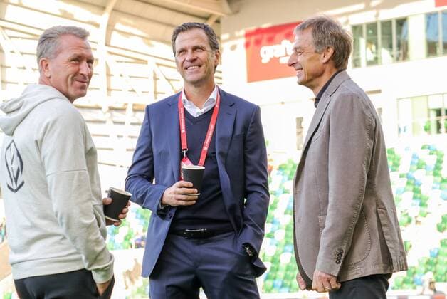 Reunion among old companions Goalkeeper Coach Andreas Koepke Germany Germany , Team Manager of the National Team Oliver Bierhoff Germany with Ex National Coach and RTL Expert Jürgen Klinsmann 09 09 2019 Northern Ireland vs Germany, Windsor Park Belfast, EM Qualification DISCLAIMER DFB regulations prohibit any use of photographs as image sequences and or quasi video