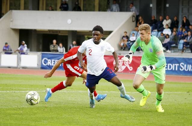 09 09 2019 Basel Football Men Season 2019 2020 International match U 20 Switzerland England Im Bild 2 Tariq Lamptey Torhueter Josef Bursik GBR Action single picture