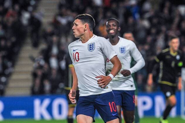 England Under 21 s midfielder Phil Foden (10) celebrates opening the scoring during the UEFA EURO, EM, Europameisterschaft,Fussball U21, U 21 Qualifying match between England U21 & Kosovo U21 at KCOM Craven Park, Hull, England on 9 September 2019. Copyright: xStephenxBuckleyx PMI-3035-0001