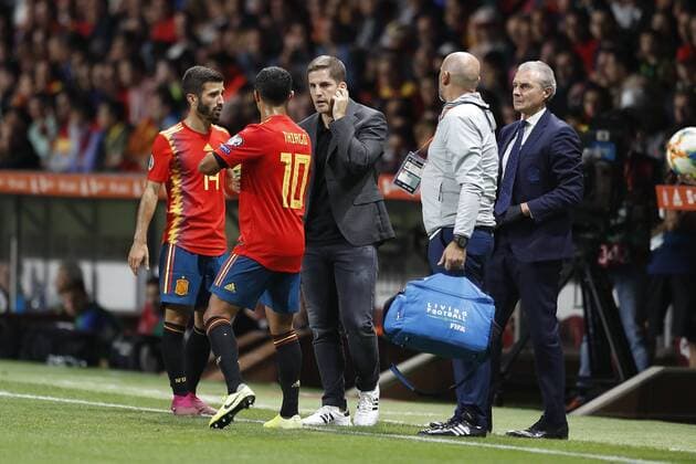 (L-R) Jose Luis Gaya, Thiago Alcantara, Robert Moreno (ESP), SEPTEMBER 8, 2019 - Football Soccer : UEFA European Championship, EM, Europameisterschaft 2020 qualifying round match between Spain 4-0 Faroe Islands at the Estadio Municipal El Molinon in Gijon, Spain. Noxthirdxpartyxsales  (111723379)