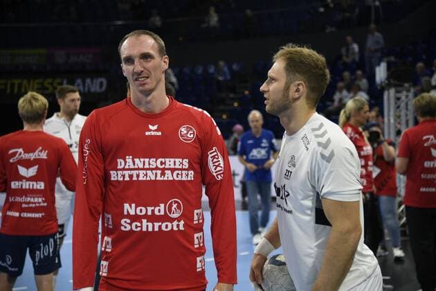 Holger Glandorf SG Flensburg Handewitt with Steffen Weinhold THW Kiel , Handball Bundesliga, Liqui Moly HBL, Men, 5 Matchday, THW Kiel vs. SG Flensburg Handewitt, 12 09 19 Kiel Sparkassen Arena Schleswig Holstein Germany