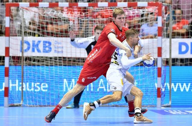 Finn Lemke MT Melsungen L and Marko Bezjak SC Magdeburg am Ball , GER, MT Melsungen SC Magdeburg, Handball, 1 Bundesliga Men, 12 09 2019, GER, MT Melsungen SC Magdeburg, Handball, 1 Liga Men, 12 09 2019 Kassel Copyright: xEIBNER RolandxSippelx EP_RSL
