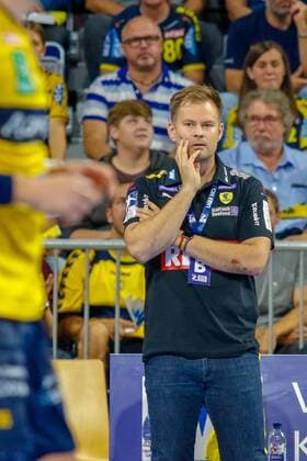 Rhein Neckar Loewen HBW Balingen Weilstetten Rhein Neckar Loewe coach Kristjan Andresson at the Bundesliga match of Rhein Neckar Loewen against HBW Balingen Weilstetten on 12 09 2019 09 2019 Mannheim 12 09 19 Handball 9 Spieltag , Mannheim Baden Wuerttemberg Germany SAP Arena