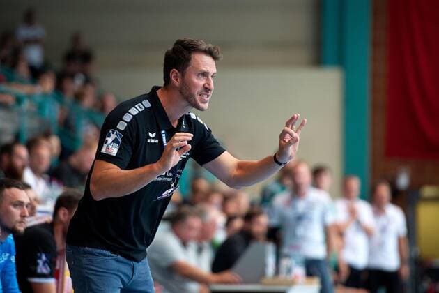 Minden, Germany 12 09 2019 1 Handball Bundesliga 2019 2020 GWD Minden vs Die Eulen Ludwigshafen Ben Matschke Trainer Ludwigshafen Minden North Rhine-Westphalia Germany Kampa Halle