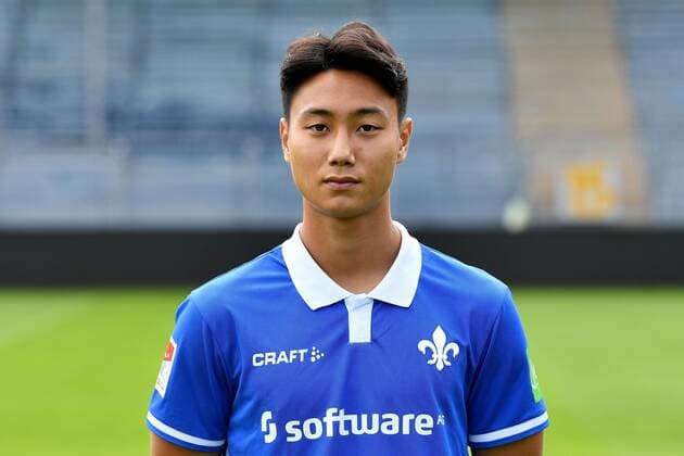 13 09 2019, xfux, football 2 Bundesliga, SV Darmstadt 98, 2 BL, portrait date 2019 2020, team photo photo date, emonline, emspor, deloka, v l Seung ho Paik SV Darmstadt 98 Darmstadt