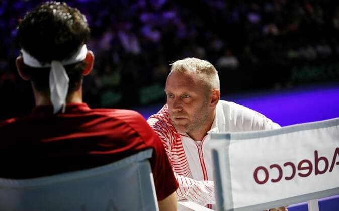TENNIS - Davis Cup, FIN vs AUT ESPOO,FINLAND,13.SEP.19 - TENNIS - ITF Davis Cup, first round, Finland vs Austria. Image shows Dominic Thiem and captain Stefan Koubek (AUT). GEPAxpictures xMatthiasxHauer