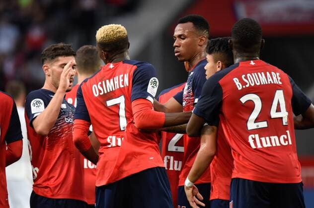 Fußball, OSC Lille - SCO Angers But de Victor Osimhen ( LOSC ) - Joie des joueurs de l equipe LOSC FOOTBALL : Lille OSC vs Angers SCO - Ligue 1 - Lille - 13 09 2019 FedericoPestellini Panoramic 