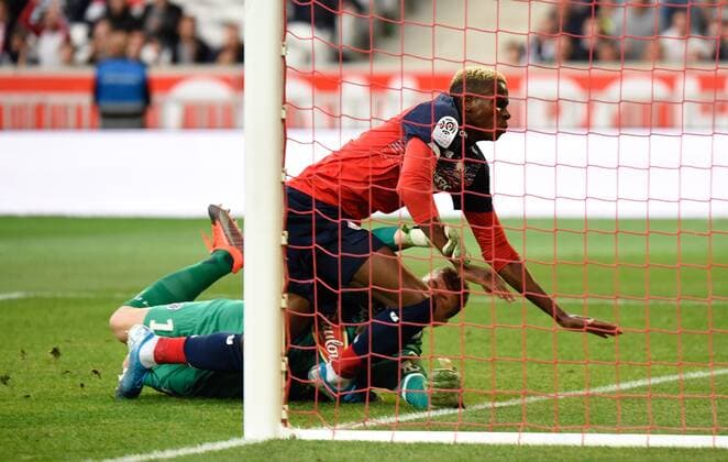 Fußball, OSC Lille - SCO Angers But de Victor Osimhen ( LOSC ) FOOTBALL : Lille OSC vs Angers SCO - Ligue 1 - Lille - 13 09 2019 FedericoPestellini Panoramic 