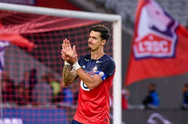 Fußball, OSC Lille - SCO Angers Joie de Jose Fonte ( LOSC ) FOOTBALL : Lille OSC vs Angers SCO - Ligue 1 - Lille - 13 09 2019 FedericoPestellini Panoramic 