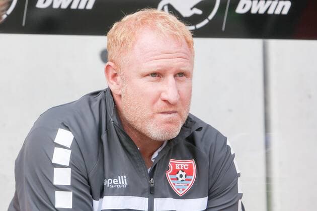 Zwickau, 14 09 2019, GGZ Arena, Fußball, Herren, 3 Liga, 8 Spieltag , FSV Zwickau KFC Uerdingen 05 , Im Bild Trainer Heiko Vogel Uerdingen , According to the guidelines of the DFB, Deutscher Fußball Bund, it is forbidden to use photographs taken in the stadium and or from the match in the form of sequence pictures and or video-like photo galleries or to have them used DFB regulations prohibit any use of photographs as image sequences and or quasi video