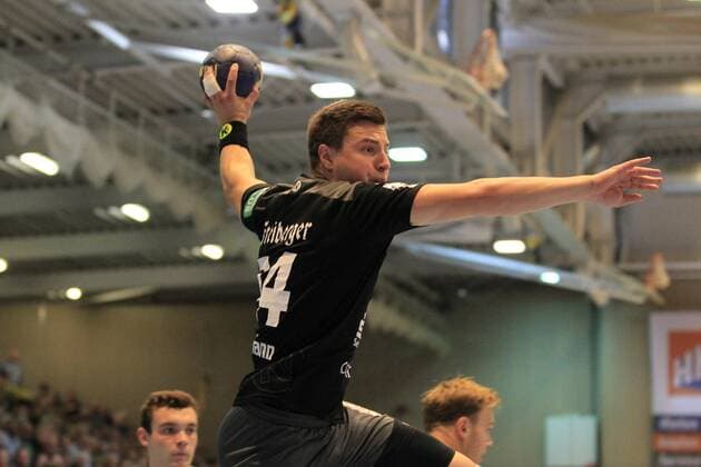 2 Bundesliga Handball VfL Luebeck Schwartau HC Elbflorenz 2006 14 09 2019, Hansehalle Luebeck, GER, VfL Luebeck Schwartau HC Elbflorenz 2006 picture shows Robin Hoffmann HC Elbflorenz 2006 nim jump throw first goal nordphotox xTauchnitz nph00059