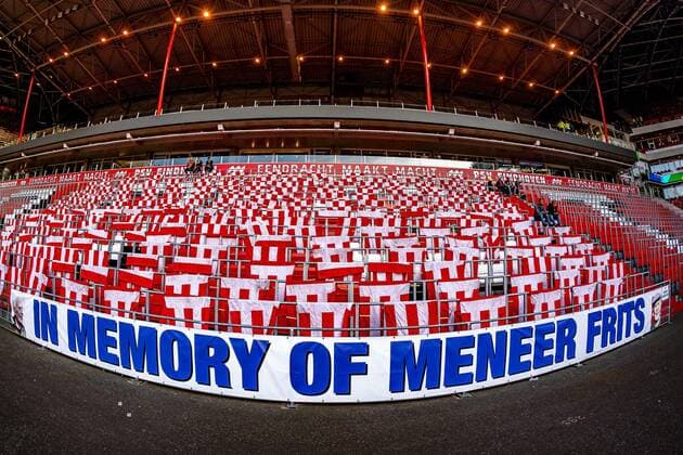 EINDHOVEN, Netherlands, 14-09-2019, football, , Dutch eredivisie, season 2019-2020, Banner In memory of meneer Frits, before the match PSV - Vitesse, PSV - Vitesse  x4405050x Copyright: