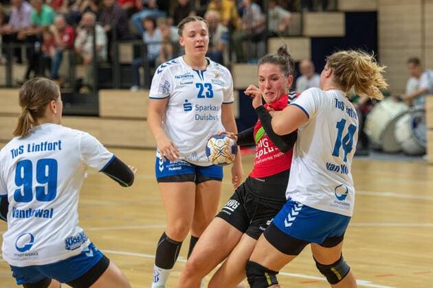 Pia Dietz SV Union Halle is winning SV Union Halle Neustadt Wildcats vs TuS Lintfort Handball 2 Bundesliga Season 2019 2020 Copyright xVIADATAx xHolgerxJohnx Halle Saale Sachsen Anhalt Germany