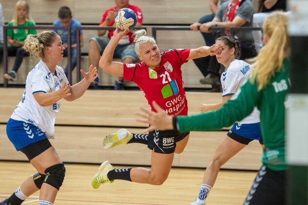 Sophie Lütke SV Union Halle scoring SV Union Halle Neustadt Wildcats vs TuS Lintfort Handball 2 Bundesliga season 2019 2020 Copyright xVIADATAx xHolgerxJohnx Halle Saale Sachsen Anhalt Germany