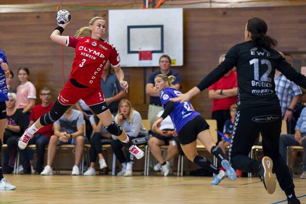 Bietigheim, Germany 14 September 2019 HBF 19 20 SG BBM Bietigheim vs HSG Bad Wildungen Vipers v li Maura Visser Bietigheim , Goalkeeper Manuela Br tsch Bruetsch Bad Wildungen Bietigheim Bissingen Halle am Viadukt Baden Württemberg Germany