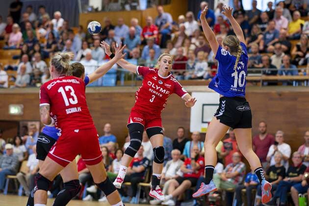 Bietigheim, Germany 14 September 2019 HBF 19 20 SG BBM Bietigheim vs HSG Bad Wildungen Vipers v left Luisa Schulze Bietigheim , Maura Visser Bietigheim , Maxi M hlner Muehlner Bad Wildungen Bietigheim Bissingen Halle am Viadukt Baden Württemberg Germany