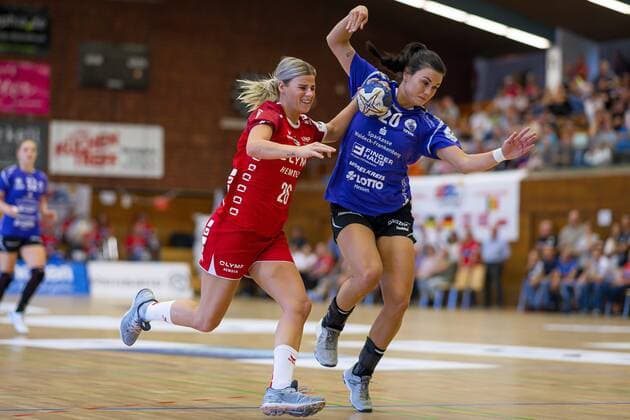 Bietigheim, Germany 14 September 2019 HBF 19 20 SG BBM Bietigheim vs HSG Bad Wildungen Vipers v left in duel Angela Malestein Bietigheim and Maxime Struijs Bad Wildungen Bietigheim Bissingen Halle am Viadukt Baden Württemberg Germany