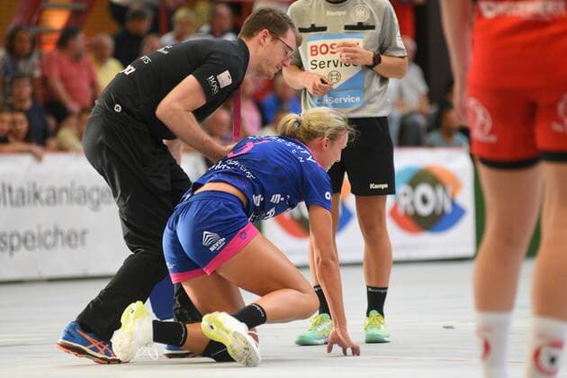 Max Schlegel TusSies Metzingen Physiotherapist and Simone Petersen TusSies Metzingen 8 TusSies Metzingen, Handball, HBF, League, 14 09 2019, Photo TBaur Eibner Kurpfalz Baeren vs TusSies Metzingen Ketsch Copyright: xEIBNER TobiasxBaurx EP_TBR