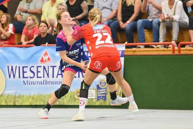 Bo van Wetering TusSies Metzingen 7 vs Saskia Fackel Kurpfalz Baeren 22 TusSies Metzingen, Handball, HBF, League game, 14 09 2019, Photo TBaur Eibner Kurpfalz Baeren vs TusSies Metzingen Ketsch Copyright: xEIBNER TobiasxBaurx EP_TBR