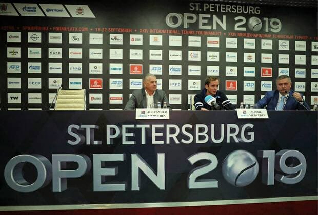 ST PETERSBURG, RUSSIA - SEPTEMBER 15, 2019: St Petersburg Open director general Alexander Medvedev, tennis player Daniil Medvedev and St Petersburg Open press centre director Mikhail Ivanov (L-R) at a press conference, PK, Pressekonferenz on the 24th St Petersburg Open, a tournament scheduled to start on September 16 at Sibur Arena as part of the 2019 ATP, Tennis Herren Tour. Alexander Demianchuk TASS  TS0BADEC