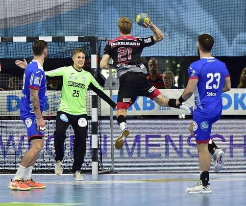 15 09 2019 Handball 1 Bundesliga DKB HBL Season 2019 2020 05 Matchday HC Erlangen Metropolitan Region Nuremberg HCE TBV Lemgo Lippe OGo Peter Johannesson 25, TBV Lemgo Christopher Bissel 21, HC Erlangen HCE