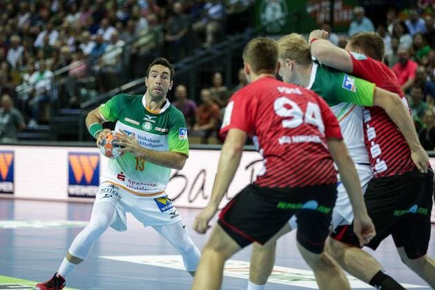 Germany,Wetzlar, Rittal Arena, 15 09 2019, Handball,1 Liqui Moly HBL Bundesliga, 5 Matchday, HSG Wetzlar HSG Nordhorn Lingen Picture v li Filip Mirkulovski HSG Wetzlar, 13 ,Georg Poehle Nordhorn Lingen, 94 ,Anton Lindskog HSG Wetzlar, 66 ,Luca de Boer Nordhorn Lingen, 19 Copyright: HMBxMedia ThomasxJäger