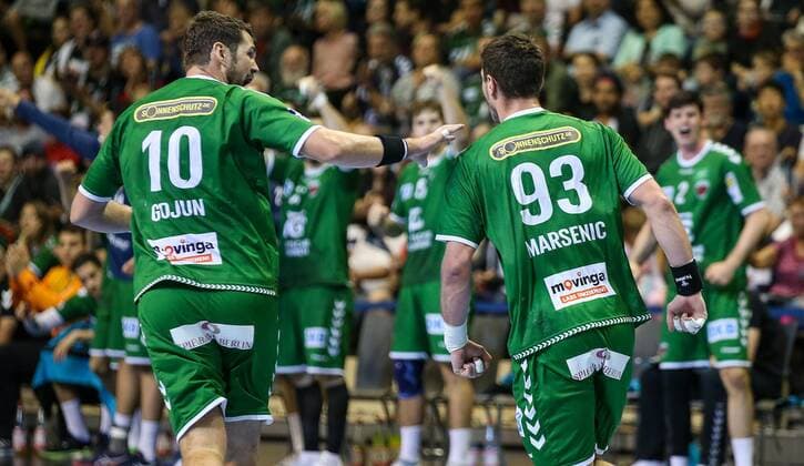 15 09 2019, Handball, 1 Bundesliga, 5 Matchday, Füchse Berlin TVB Stuttgart, Max Schmeling Halle Berlins Jakov Gojun and team mate Mijajlo Marsenic r clap each other after a goal from Handball 1 Bundesliga Füchse Berlin TVB Stuttgart