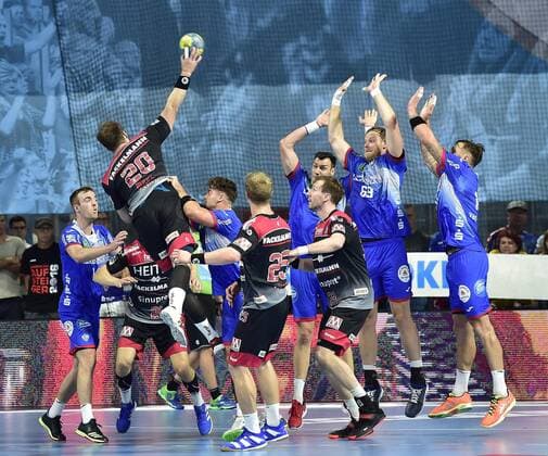 15 09 2019 Handball 1 Bundesliga DKB HBL Season 2019 2020 05 Matchday HC Erlangen Metropolregion Nürnberg HCE TBV Lemgo Lippe OGo Nico Büdel 20, HC Erlangen Jan Schäffer 25, HC Erlangen HCE l7