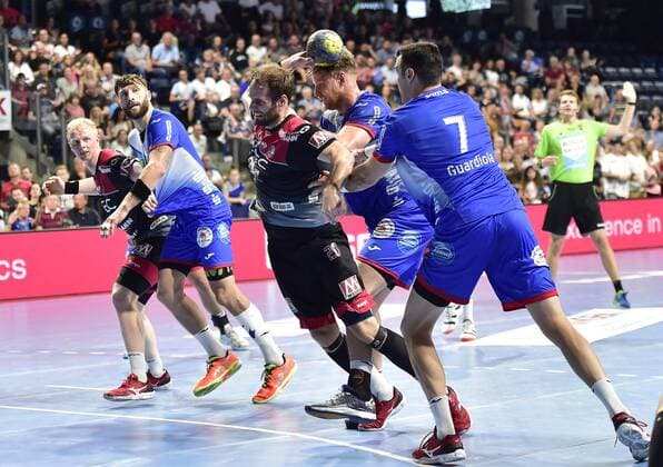 15 09 2019 Handball 1 Bundesliga DKB HBL Season 2019 2020 05 Matchday HC Erlangen Metropolregion Nürnberg HCE TBV Lemgo Lippe OGo Johannes Sellin 5, HC Erlangen HCE Christian Klimek 69, TBV Lemgo Isaias Guardiola 7, TBV Lemgo