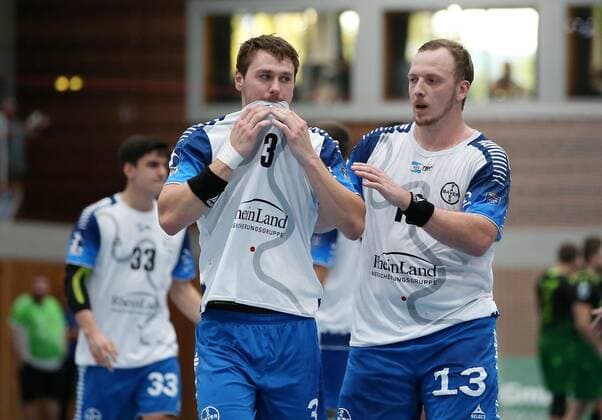v li Eloy Morante Maldonado TSV Bayer Dormagen , Joshua Reuland TSV Bayer Dormagen , Carl Löfström TSV Bayer Dormagen looking disappointed, disappointed, disappointed, 15 09 2019, Würzburg Germany , Liqui Moli 2 Handball Bundesliga, DJK Rimpar Wölfe TSV Bayer Dormagen xfskrx