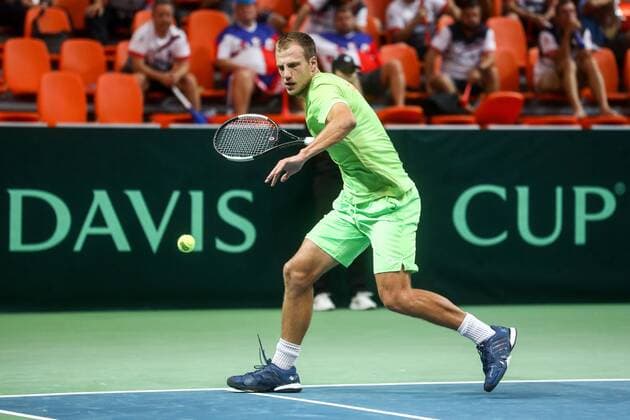 Zenica: Davis Cup, Bosnia and Herzegovina - Czech republic 15.09.2019., Husejin Smajlovic City Arena, Zenica, Bosnia and Herzegovina - Davis Cup meeting between Bosnia and Herzegovina and the Czech Republic.. Tennis match Mirza Basic - Jiri Vesely. Mirza Basic Bosnia and Herzegovina, Zenica  ArminxDurgut PIXSELL