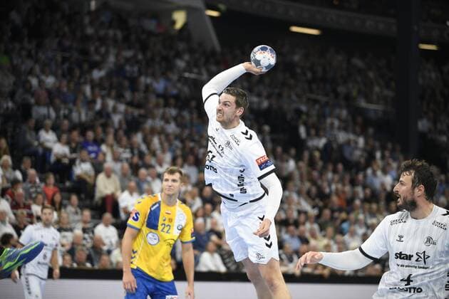 Hendrik Pekeler THW Kiel trifft, Handball, Men, THW Kiel vs. PGE Vive Kielce, Champions League, 1 Matchday, Group Phase, 15 09 19 Kiel Sparkassen Arena Schleswig Holstein Germany