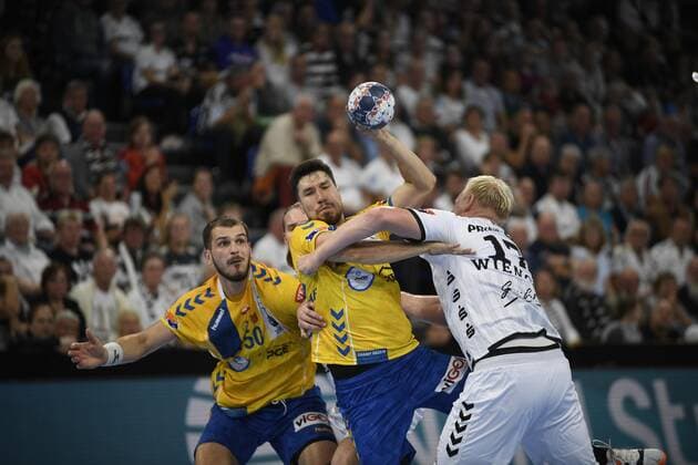Alex Dujshebaev Kielce vs. Patrick Wiencek THW Kiel , Handball, Men, THW Kiel vs. PGE Vive Kielce, Champions League, 1 Matchday, Group Phase, 15 09 19 Kiel Sparkassen Arena Schleswig Holstein Germany