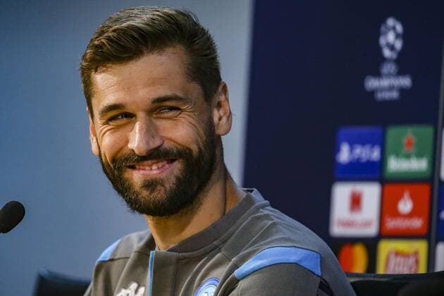 Italy: press conference, PK, Pressekonferenz Champions League Napoli Castelvolturno, Campania, Italy, 09-16-19 Press Conference on the eve of the Champions League match SSC Napoli - Liverpool FC in picture Fernando Llorente striker ssc napoli (Antonio Balasco - Pacific Press ) Castel Volturno Campania Italy Caserta  AntonioxBalascox xPacificxPress