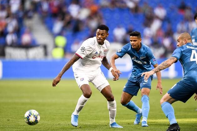 Fußball, CL, Olympique Lyon - Zenit St. Petersburg 17 JEFF REINE ADELAIDE (OL) - 03 DOUGLAS SANTOS (ZEN) FOOTBALL : Lyon vs Zenith Saint Petersbourg - Ligue des Champions - 17 09 2019 AnthonyBIBARD FEP Panoramic 